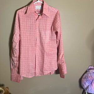 1970’s vintage permanent press pink dress shirt